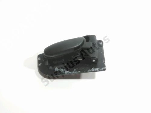 Used Front right interior door handle Front right interior door handle PEUGEOT 206+ (2L_, 2M_) 1.1 (60 hp) 30101839 30101839
