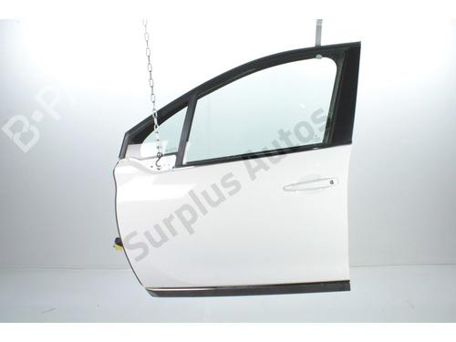 Used Left front door PEUGEOT 2008 I (CU_) 1.2 VTi (82 hp) 31032688
