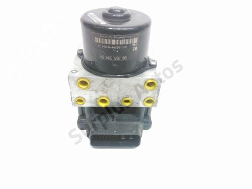 Used ABS pump PEUGEOT 206 Hatchback (2A/C) 1.1 i (60 hp) 31326986