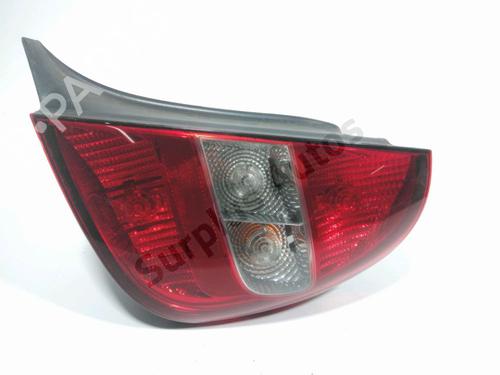 Used Right taillight CITROËN C5 I (DC_) 1.8 16V (DC6FZB, DC6FZE) (115 hp) 28268951