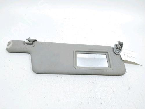 Used Right sun visor Right sun visor 37784762 37784762