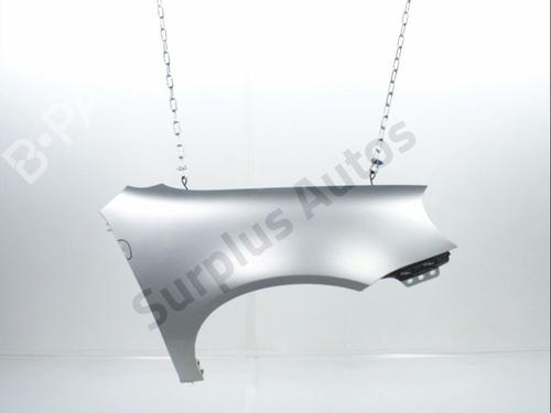 Used Right front fenders VW GOLF V (1K1) 1.9 TDI (105 hp) 31868211