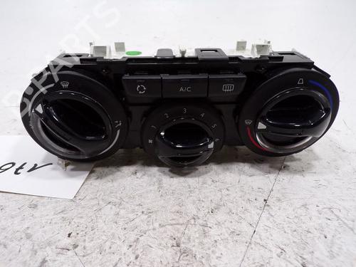 Used Climate control PEUGEOT 208 I (CA_, CC_) 1.4 HDi (68 hp) 30988389