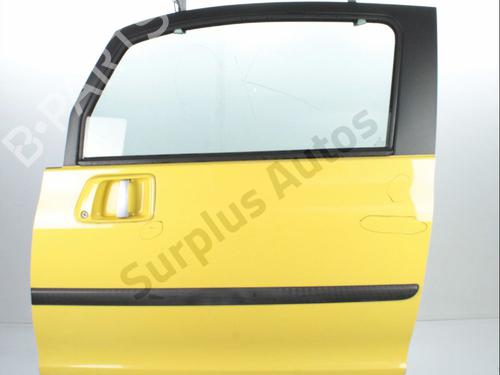 Used Left front door PEUGEOT 1007 (KM_) 1.4 HDi (68 hp) 30654657