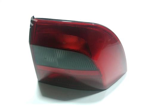 Høyre baklys OPEL VECTRA B Hatchback (J96) 2.2 DTI 16V (F68) (125 hp) 28268509