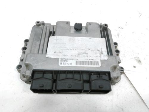 Used Engine control unit (ECU) Engine control unit (ECU) 30984422 30984422