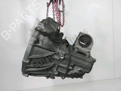 Used Gearbox NISSAN ALMERA II Hatchback (N16) 2.2 Di (110 hp) 30987116