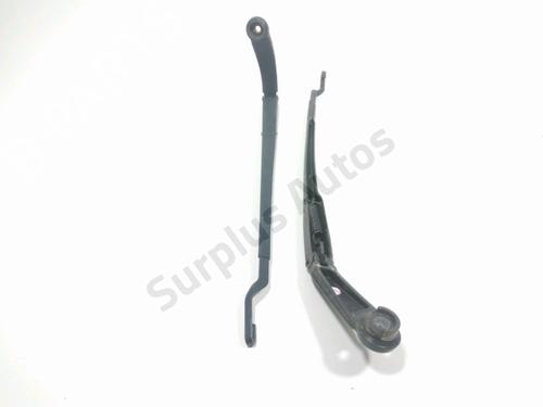 Used Front windshield wiper arm KIA CARENS IV 1.7 CRDi (141 hp) 28487248