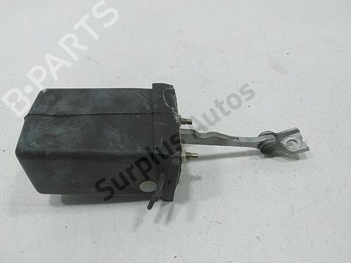 Used Hinge/Door check strap Hinge/Door check strap PEUGEOT 307 CC (3B) 2.0 HDi 135 (136 hp) 40213959 40213959
