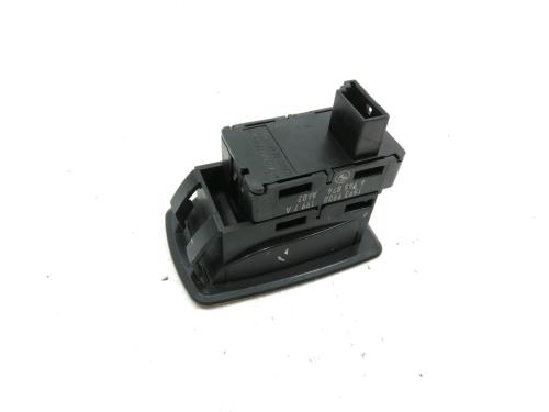 Right front window switch BMW 3 Coupe (E92) 330 d | BP37772936I26 - Image 2