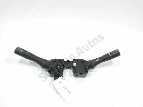 Stuurwielbediening NISSAN JUKE (F15) 1.6 DIG-T 4x4 (190 hp) 30988175