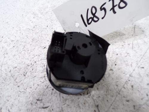 Headlight switch VW GOLF VI (5K1) 1.4 TSI | BP37767518I24 - Image 2