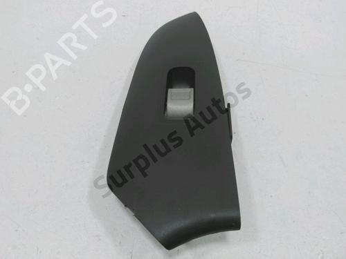 Used Right rear window switch HONDA CR-V II (RD_) 2.0 (RD5) (150 hp) 30999384