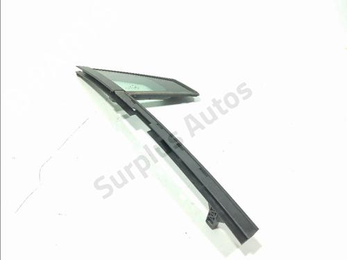 front-right-quarter-glass-renault-clio-v-b7_-2019-38082994 main image