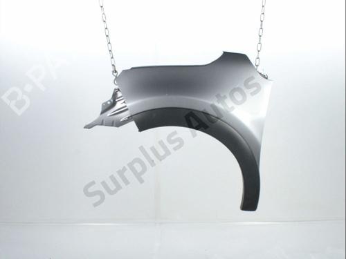 Used Left front fenders CITROËN C3 III (SX) 1.2 THP 110 (SXHNPS, SXHNZT, SXHNZ6) (110 hp) 31578825