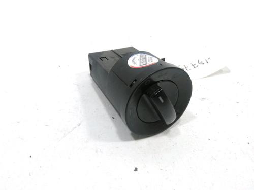 Used Headlight switch Headlight switch 37767673 37767673
