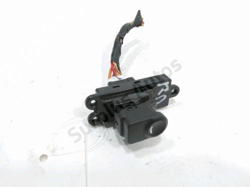 Mando elevalunas trasera derecho HYUNDAI i30 (FD) 1.4 (109 hp) 30999319