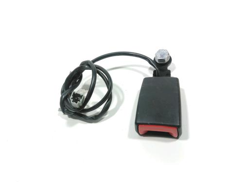 Used Seat buckle FIAT 500 (312_) 1.3 D Multijet (312AXB1A) (75 hp) 28234697