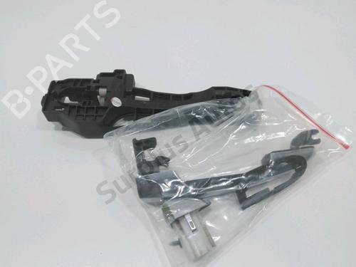 rear-right-exterior-door-handle-fiat-500l-351_-352_-2012-31350741 main image