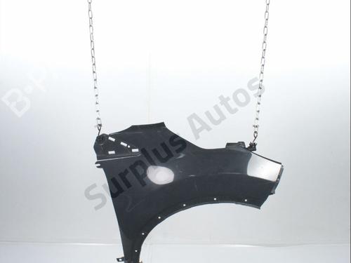 Used Right front fenders Right front fenders 37167870 37167870