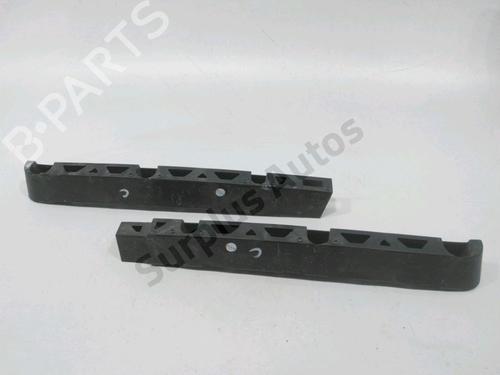 Used Rear bumper bracket Rear bumper bracket 37585680 37585680
