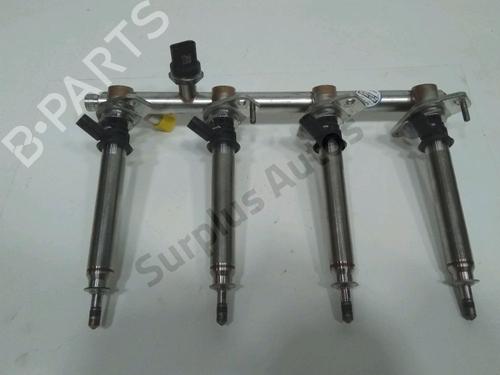 Used Injection rail MERCEDES-BENZ GLC Coupe (C253) 300 e 4-matic (253.353) (320 hp) 28221323