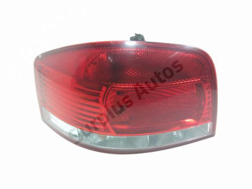 Venstre baglygte AUDI A3 (8P1) 1.9 TDI (105 hp) 29580690