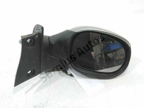 Used Right mirror Right mirror 37776202 37776202