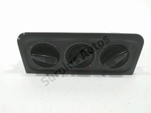 Used Climate control VW GOLF III (1H1) 1.9 TDI (90 hp) 30988901