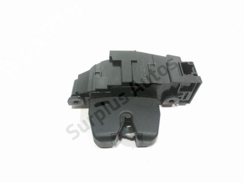 tailgate-lock-citroen-c5-iii-rd_-2008-2009-2010-2011-2012-2013-2014-2015-2016-2017-28260817 main image