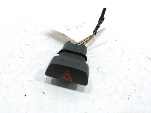 Used Warning switch FORD FOCUS II (DA_, HCP, DP) 1.8 Flexifuel (125 hp) 30990146