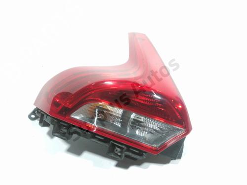 Used Left taillight VOLVO V40 Hatchback (525) D2 (114 hp) 28270080