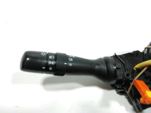 Headlight switch TOYOTA YARIS (_P9_) 1.4 D-4D (NLP90_, NLP90R) | BP28228612I24