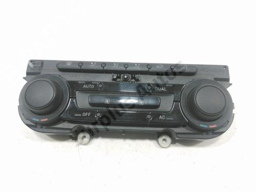 Used Climate control Climate control 38613527 38613527