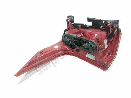Right taillight PEUGEOT 5008 (0U_, 0E_) 1.6 HDi | BP32461105C35