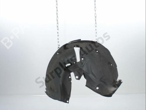 Used Wheel arch RENAULT MEGANE III Hatchback (BZ0/1_, B3_) 1.5 dCi (BZ0C) (90 hp) 31040671