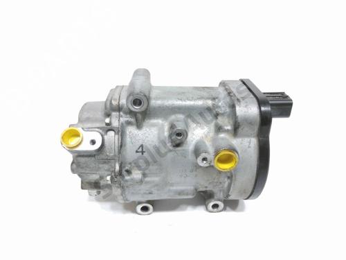 Used AC compressor TOYOTA COROLLA Hatchback (_E21_, _EA1_, _EH1_) 1.8 Hybrid (ZWE211, ZWE219) (122 hp) 28972110