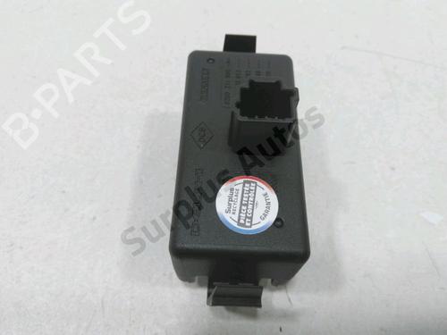 Warning switch RENAULT MEGANE III Grandtour (KZ0/1) 2.0 TCe (KZ0K, KZ1T) | BP30990322I22