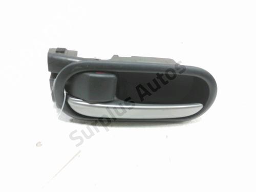 Used Rear left interior door handle Rear left interior door handle MAZDA 6 Hatchback (GH) 2.0 MZR-CD (GH14) (140 hp) 31000027 31000027