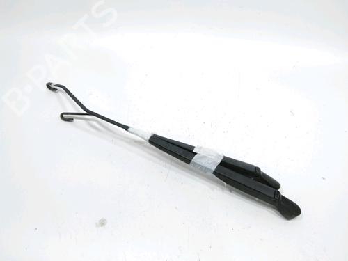 Used Front windshield wiper arm Front windshield wiper arm 31007608 31007608