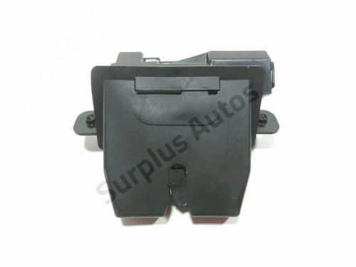 Used Tailgate lock FORD FIESTA VI (CB1, CCN) 1.6 TDCi (90 hp) 30475444