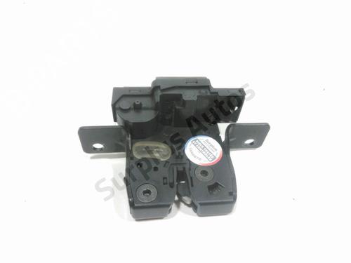 Used Tailgate lock RENAULT CLIO III (BR0/1, CR0/1) 1.5 dCi (C/BR0G, C/BR1G) (68 hp) 29008533