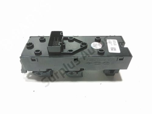 Left front window switch HYUNDAI i30 (GD) 1.6 CRDi | BP37681396I27 - Image 3
