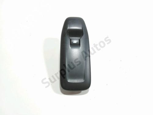 Used Right front window switch PEUGEOT 208 I (CA_, CC_) 1.4 HDi (68 hp) 30313142
