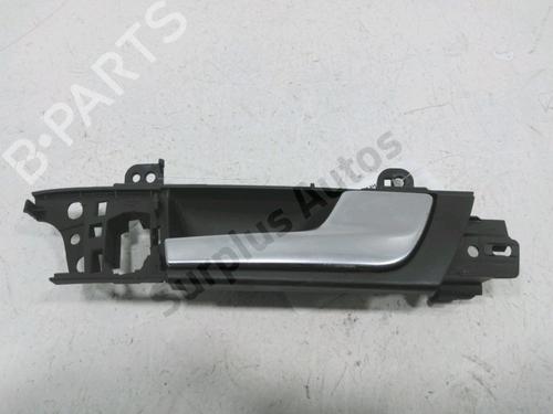 Used Front right interior door handle Front right interior door handle 37775009 37775009