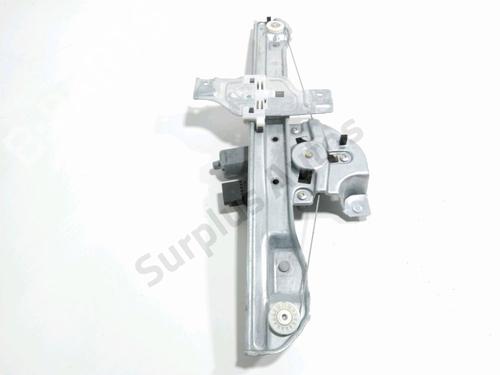 Vindusheismekanisme høyre foran PEUGEOT 2008 I (CU_) 1.2 THP 110 / PureTech 110 (110 hp) 31822468