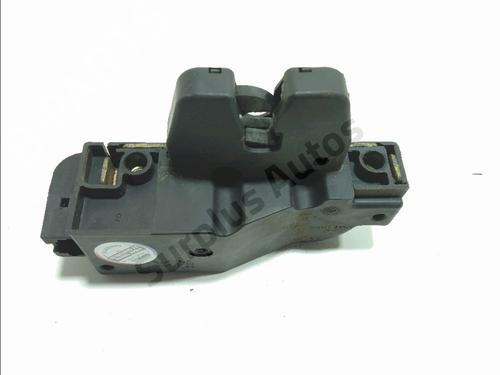 Bagklap lås Bagklap lås PEUGEOT 407 SW (6E_, 6D_) 2.7 HDi (204 hp) 33867710 33867710