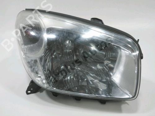 Used Right headlight TOYOTA RAV 4 II (_A2_) 2.0 D 4WD (CLA20_, CLA21_, CLA20R, CLA21R) (116 hp) 32280032