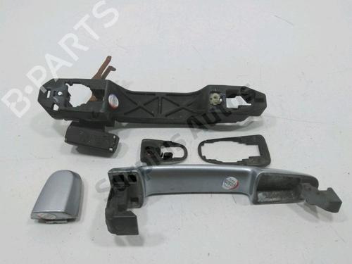 Used Rear left exterior door handle Rear left exterior door handle 30999787 30999787
