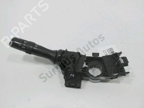 Forlygtekontakt TOYOTA YARIS (_P9_) 1.3 VVT-i (SCP90_, SCP90R) (87 hp) 30989311